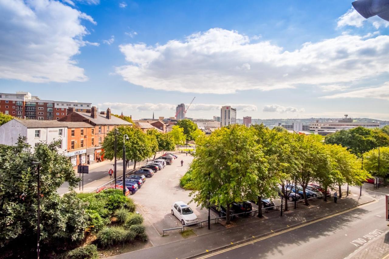 City One Bedroom Apartment With Juliet Balcony In West One - Parking Possible Sheffield Kültér fotó