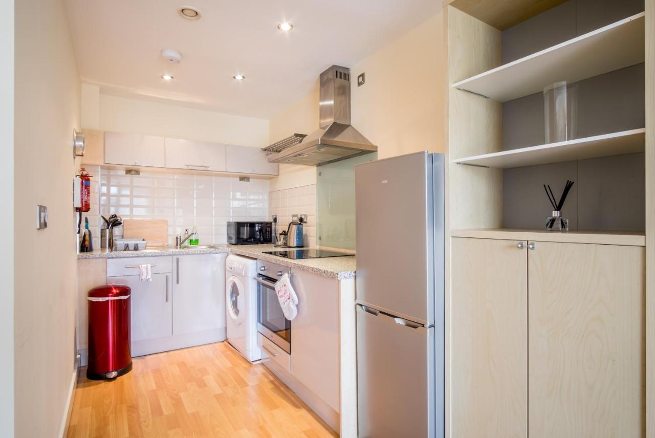 City One Bedroom Apartment With Juliet Balcony In West One - Parking Possible Sheffield Kültér fotó