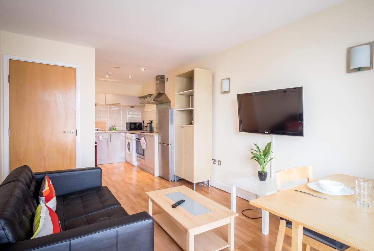 City One Bedroom Apartment With Juliet Balcony In West One - Parking Possible Sheffield Kültér fotó