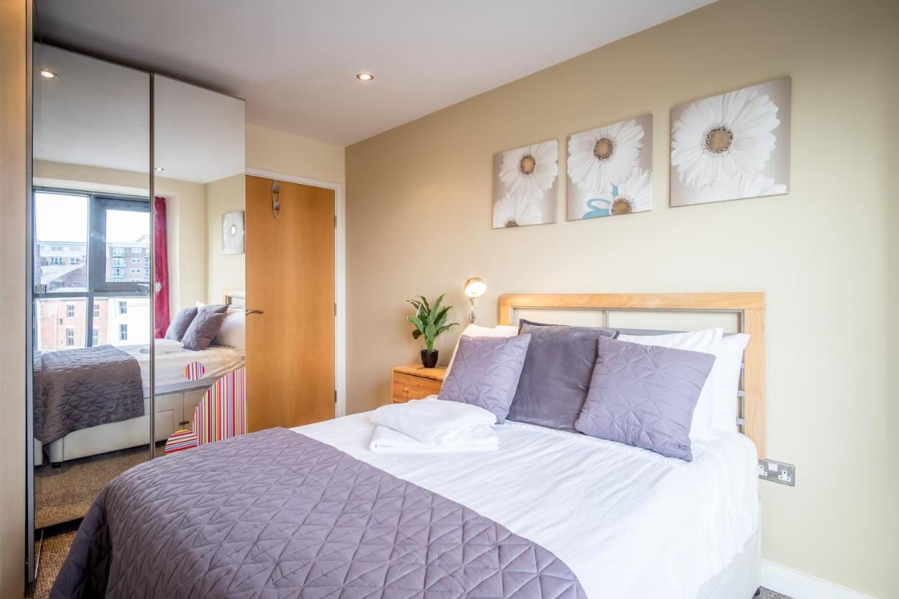 City One Bedroom Apartment With Juliet Balcony In West One - Parking Possible Sheffield Kültér fotó